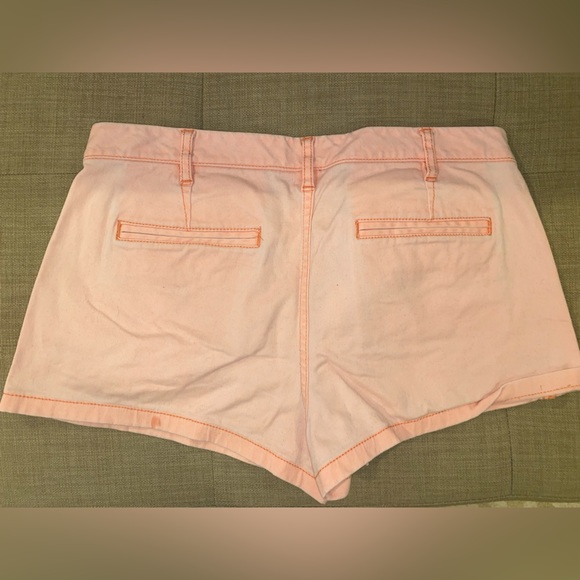 3 pack of express low rise shorts! - Picture 6 of 8